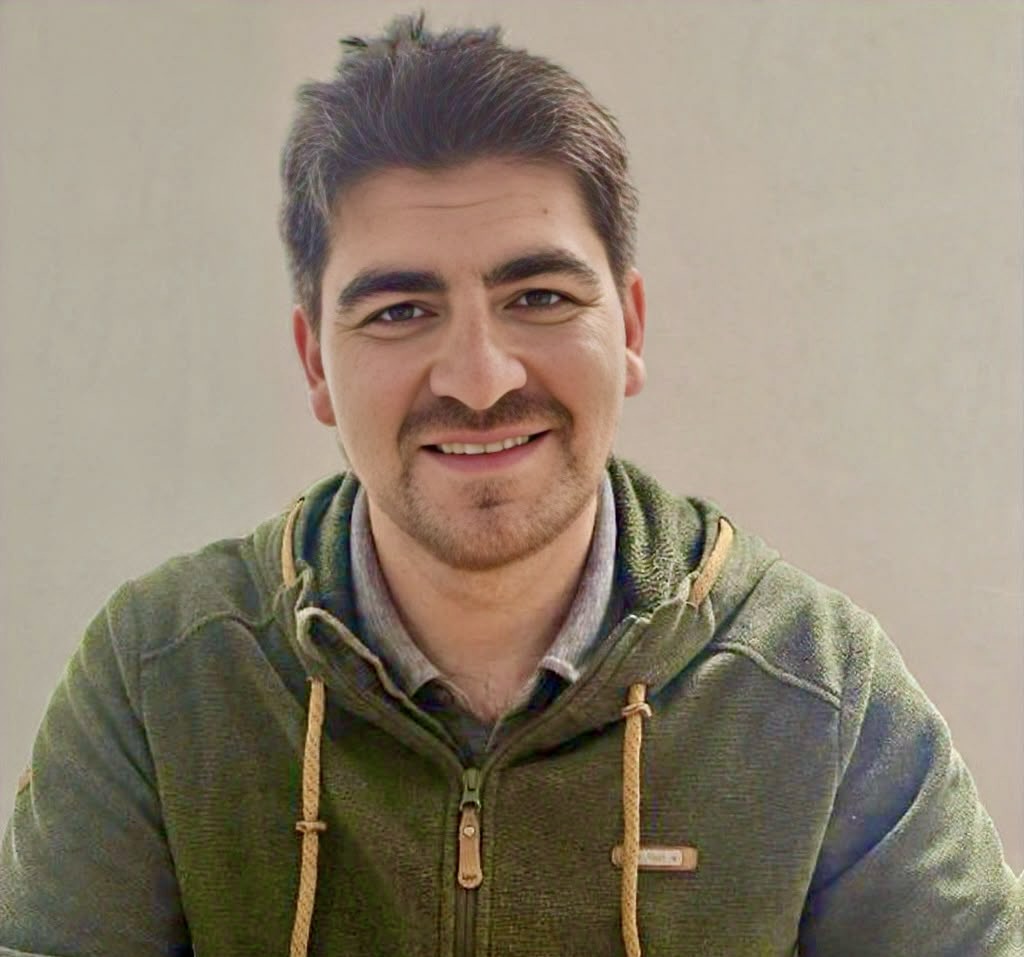 Esteban Díaz Martínez — CEO y Desarrollador Full Stack Senior de MODEDEV